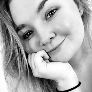 Meet your Posher, Lexi